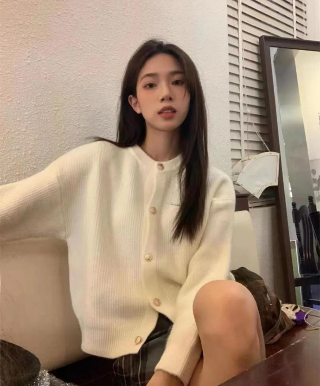 Hnewly  Autumn Winter Sweet Sweater Simple O-Neck Solid Short  Office Lady Cardigan Coat Metal Single Breasted Long Sleeved Outwear