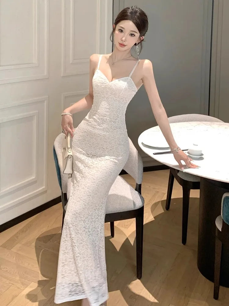 Hnewly  Woman Dress Sexy Elegant Sleeveless V Neck Lace Patchwork Backless Slim Sweet Temperament Party Dresses Female Chic