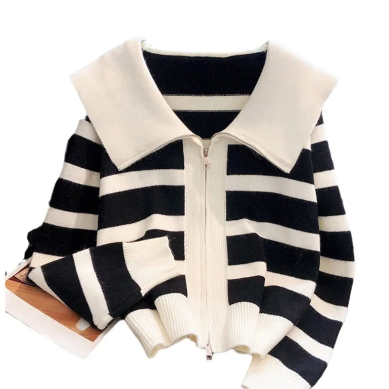 Hnewly  Women's Knitted Stripe Sweater Sweet Preppy Style Peter Pan Collar Cardigan Top Spring Autumn 2023 New Zipper Fashion Outwear