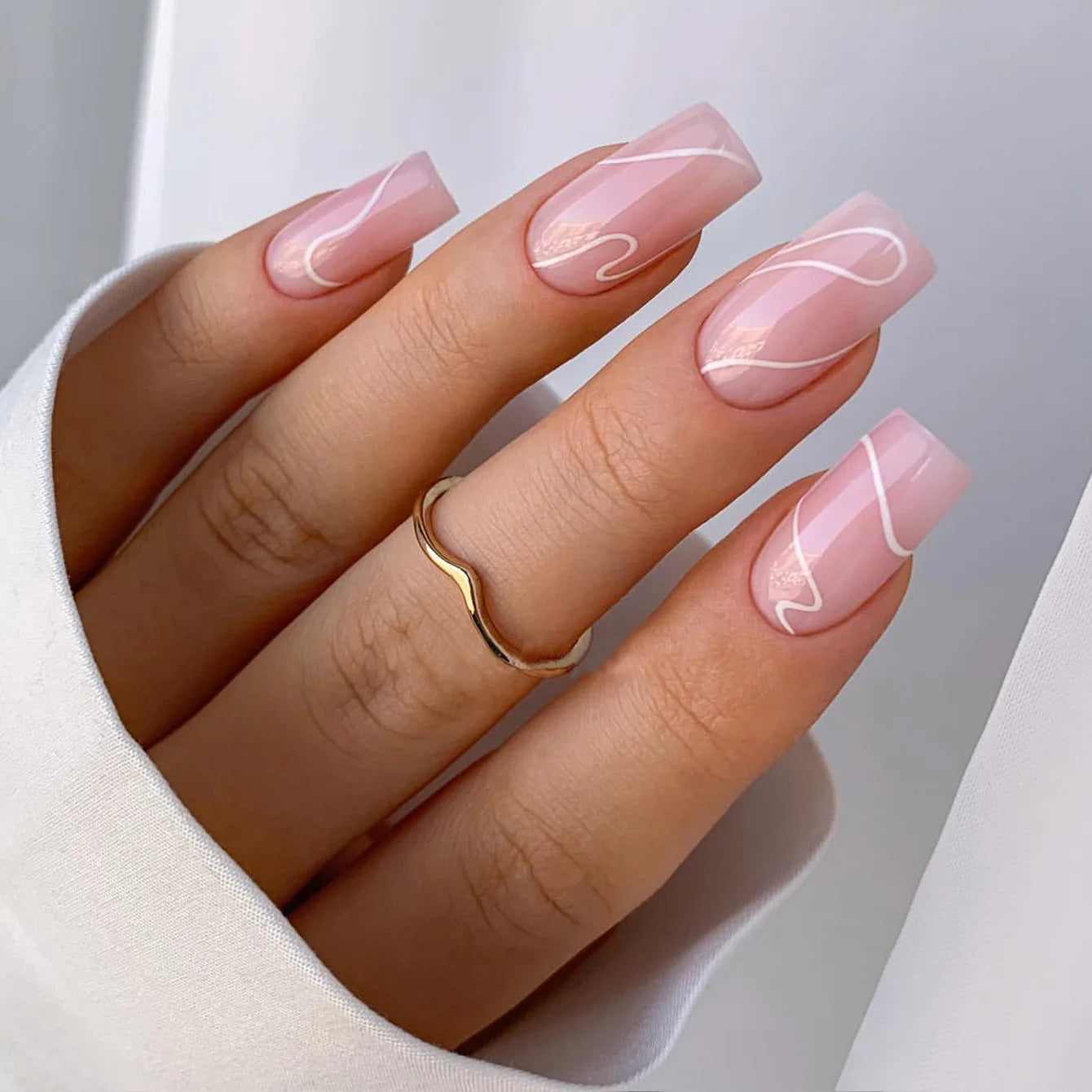 Hnewly 24Pcs Press On Nails Simple French Colorful Wavy Abstract Line Fake Nails Full Cover Nail Art Tips Coffin Square Head False Nail