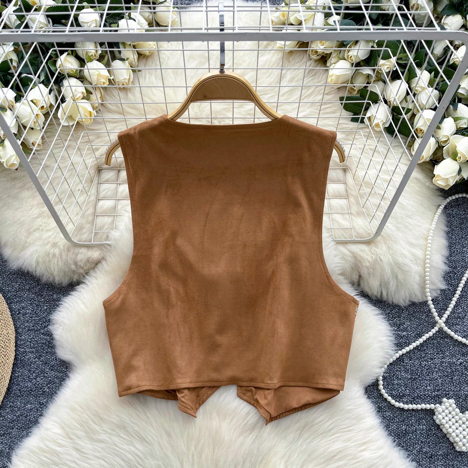 Hnewly  Bohemian Style Retro Sleeveless Vest Women's Autumn Embroidery V-neck Temperament Top Versatile Short Cardigan Jacket