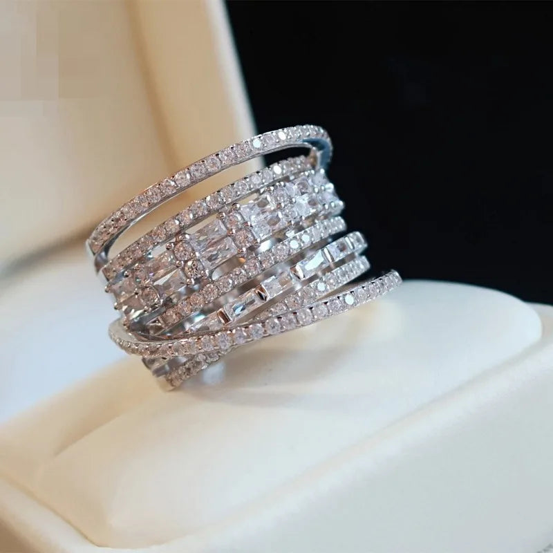 Hnewly  New Bling Cubic Zirconia Wedding Ring for Women Geometric Square Band Design Luxury Fashion Female Rings Party Jewelry Gift