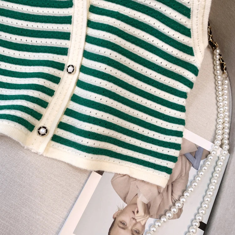 Hnewly  Spring V-Neck Striped Knitted Vest Korean Hollow Out Sleeveless Top Women's 2023 Autumn Loose All-Matched Outwear Cardigan Tank