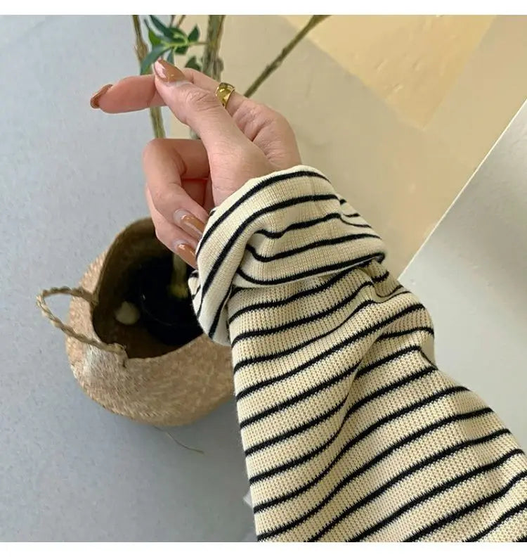 Hnewly  Coffee Stripes Cotton T-Shirts Women Loose Spring Autumn 2023 Lady Casual Full Sleeve O-Neck Chic All Match Tops