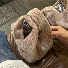 Hnewly  Valentine's Day Gift Cute Pink Plush Leopard Daily Mini Wrist Pouch Custom Soft Fluffy Faux Fur Sweet Girl Shopping Handbag