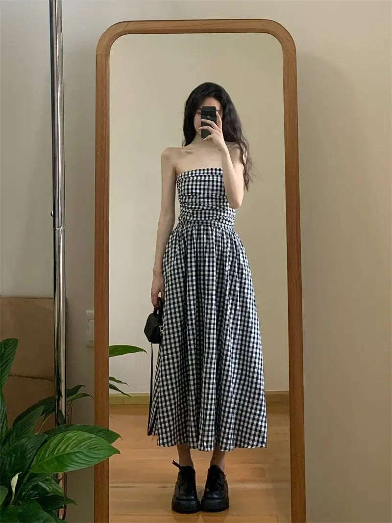 Hnewly  Maxi Dress Women Beach Style Chic Strapless Classic Vintage Hotsweet Vacation Summer Leisure Folds Backless Sexy French Vestidos