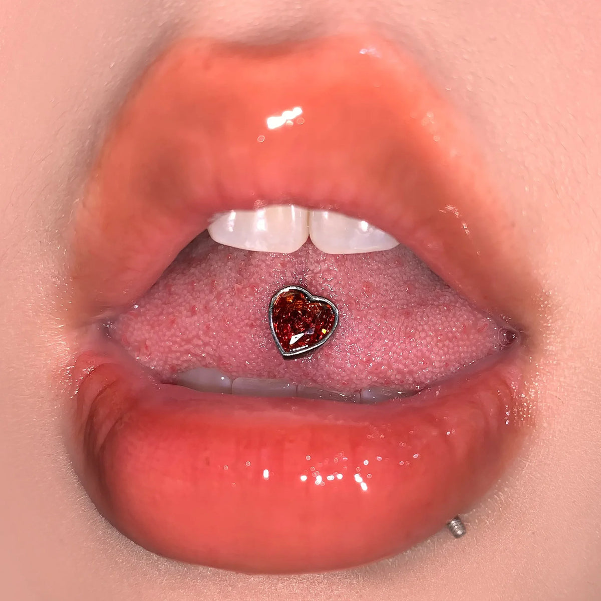 Hnewly  Trendy Four-color Tongue Puncture Nail Punk Hip-hop Rock Body Jewelry Spicy Girl  Cool Steel Red Heart Tongue Piercing