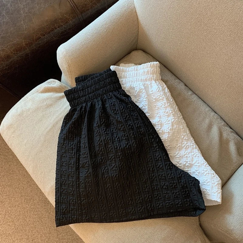 Hnewly  Black White Jacquard Shorts Women 2025 Summer Elastic High Waist Pockets Wide Leg Shorts Woman Loose Streetwear Half Pants