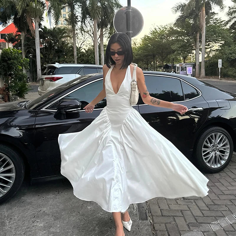 Hnewly Casual Y2K Backless Long Dress Elegant Slim Fit Hanging Neck Design Summer For High Street Commuting Evening Sexy Gown