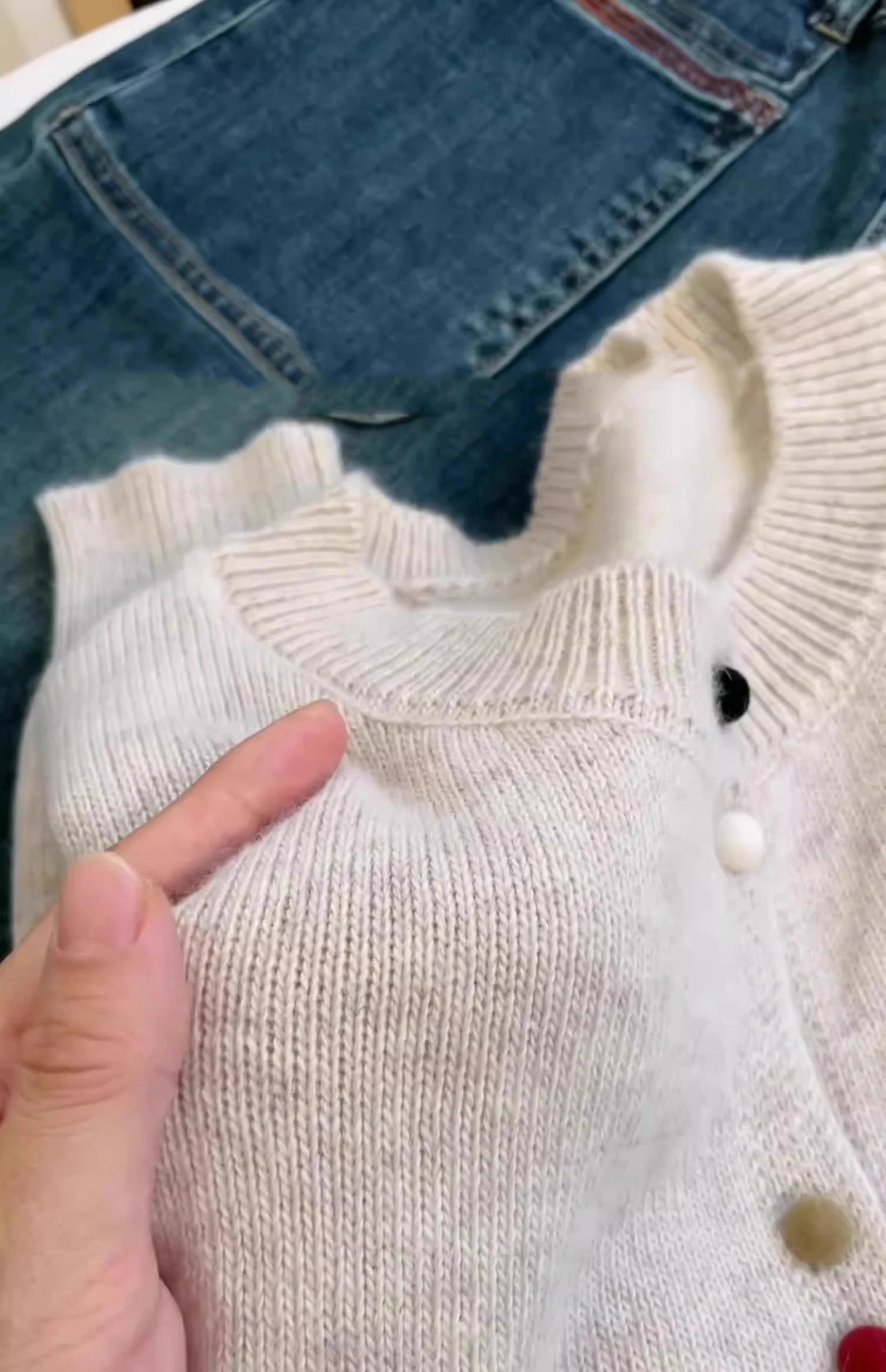 Hnewly  Solid Single Breasted Sweater Women New Autumn  Winter O-neck Loose Basic Top Elegant Long Sleeved Knitted Cardigan Jacket