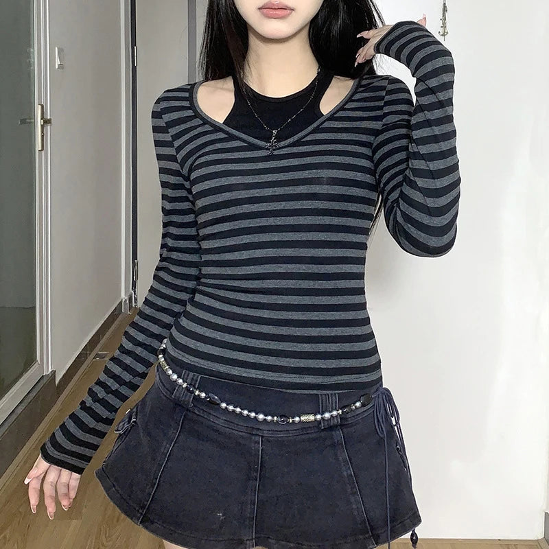 Hnewly y2k Gothic Tops Women Grunge Clothes Casual Striped Patchwork Round Neck Long Sleeve T Shirts 2000s Clothing Streetwear