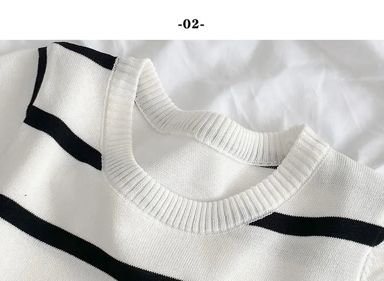Hnewly  Vintage Stripe Knitted T-Shirt Women's Spring Summer New Fashion All-matched O- Neck Short Sleeve Slim Short Shirt Tops
