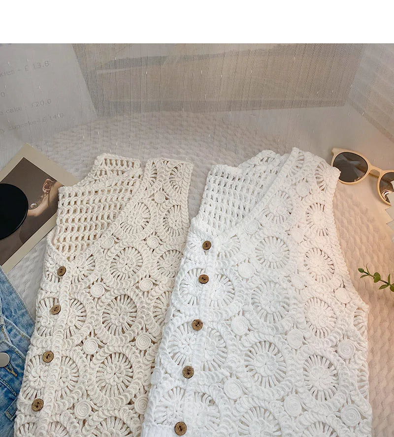 Hnewly Women Summer Hollow Out Knit Vest French Style V-Neck Sleeveless Hooked Flower Sweater 2023 New All-Match Outwear Short Top