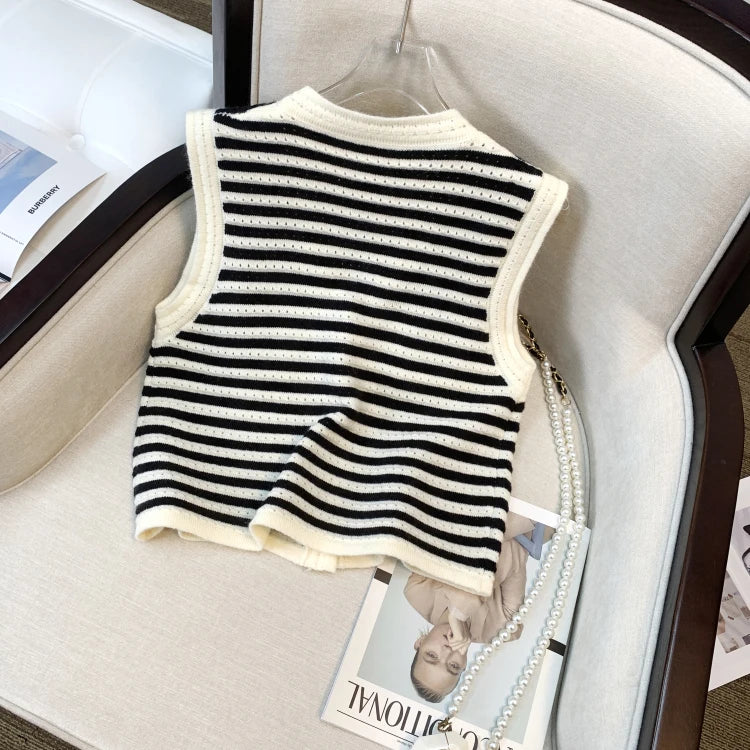 Hnewly  Spring V-Neck Striped Knitted Vest Korean Hollow Out Sleeveless Top Women's 2023 Autumn Loose All-Matched Outwear Cardigan Tank
