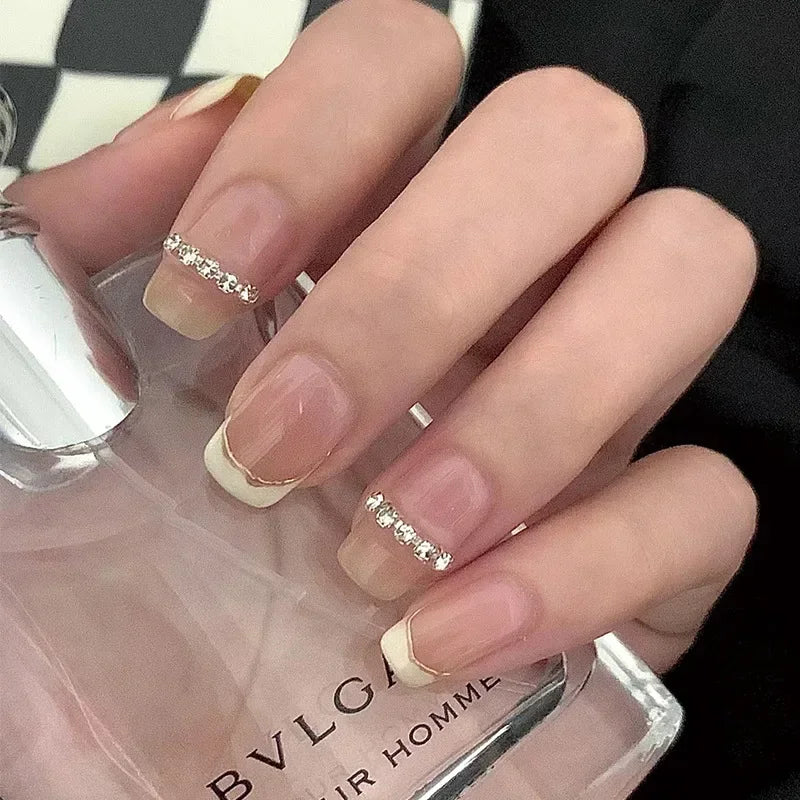 Hnewly 24pcs Detachable Short Press on Nails Y2k rhinestone False Nails with Glue Ballet Sweet Cool Girls Artificial False Nails Tips