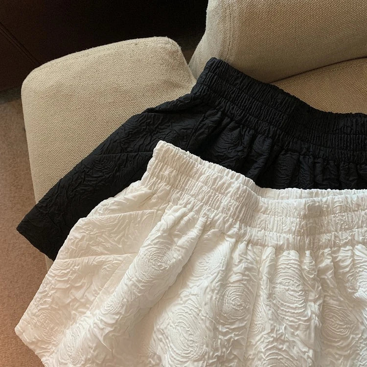 Hnewly  Black White Jacquard Shorts Women 2025 Summer Elastic High Waist Pockets Wide Leg Shorts Woman Loose Streetwear Half Pants