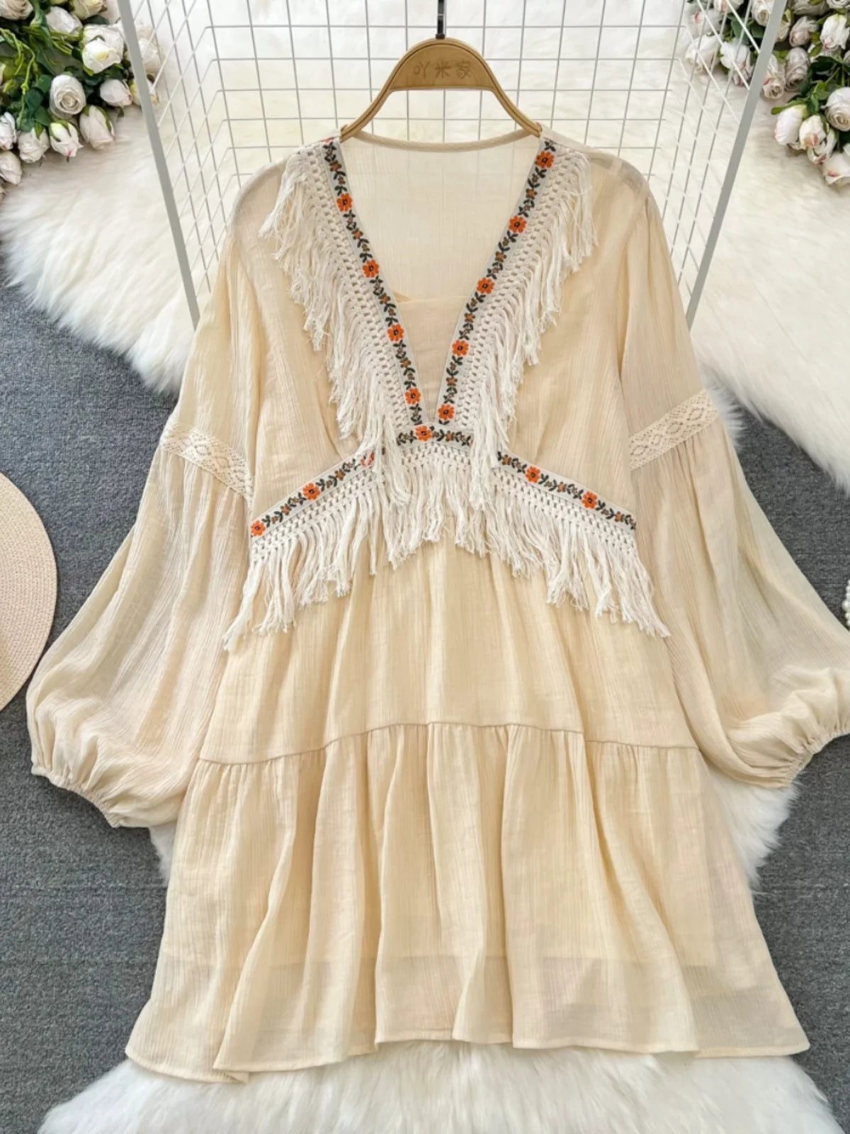 Hnewly  Tassel Patchwork V-neck Vacation Dress Sweet Lantern Sleeves Loose Mid Length A-line Dresses Elegant Embroidery Beach Vestido