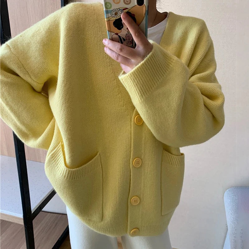 Hnewly Women Cardigan Sweater y2k Clothes Solid Color V Neck Single Breasted Long Sleeve Knitted Tops with Pockets Streetwear