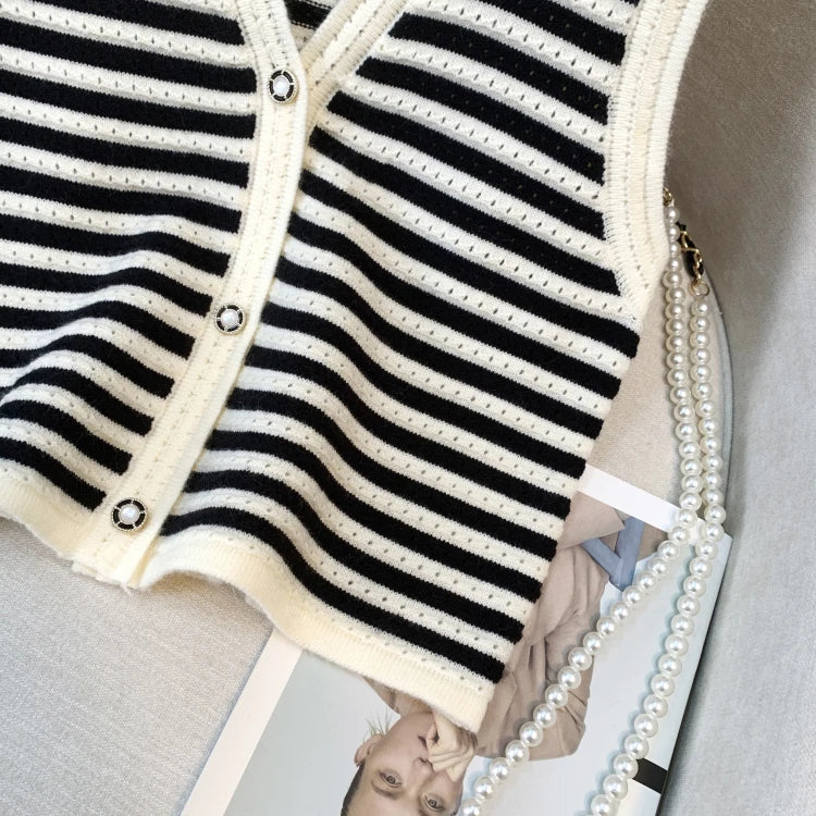 Hnewly  Spring V-Neck Striped Knitted Vest Korean Hollow Out Sleeveless Top Women's 2023 Autumn Loose All-Matched Outwear Cardigan Tank