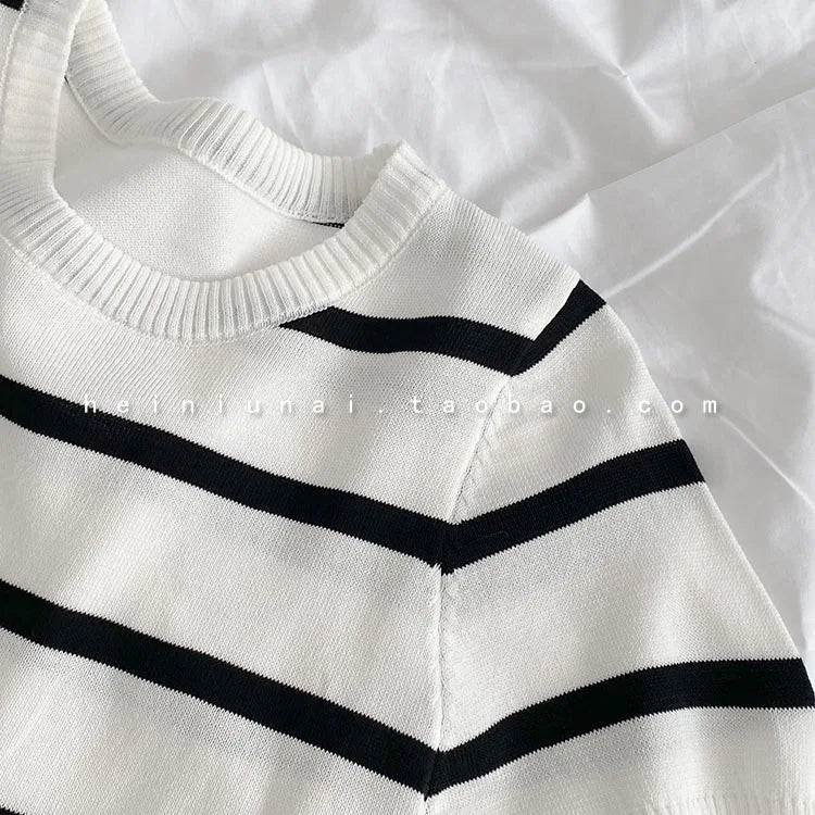 Hnewly  Vintage Stripe Knitted T-Shirt Women's Spring Summer New Fashion All-matched O- Neck Short Sleeve Slim Short Shirt Tops