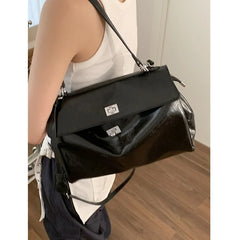 Hnewly  Women Red Shoulder Bag Large Capacity Luxury Designer Fashion Handbag Female Vintage Crossbody Bags Pu Leather Messenger Bag New