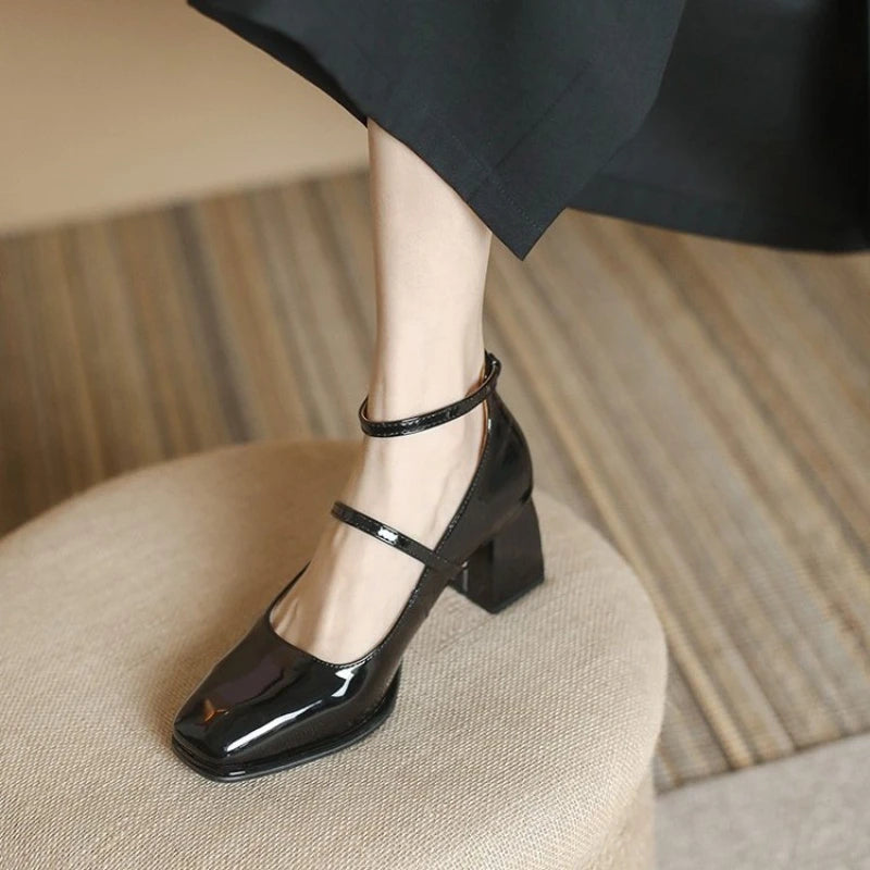 Hnewly New Women's Mary Janes Shoes High Quality Leather Shoes for Women Square Toe Shallow Buckle Strap Women's Shoes sandalias