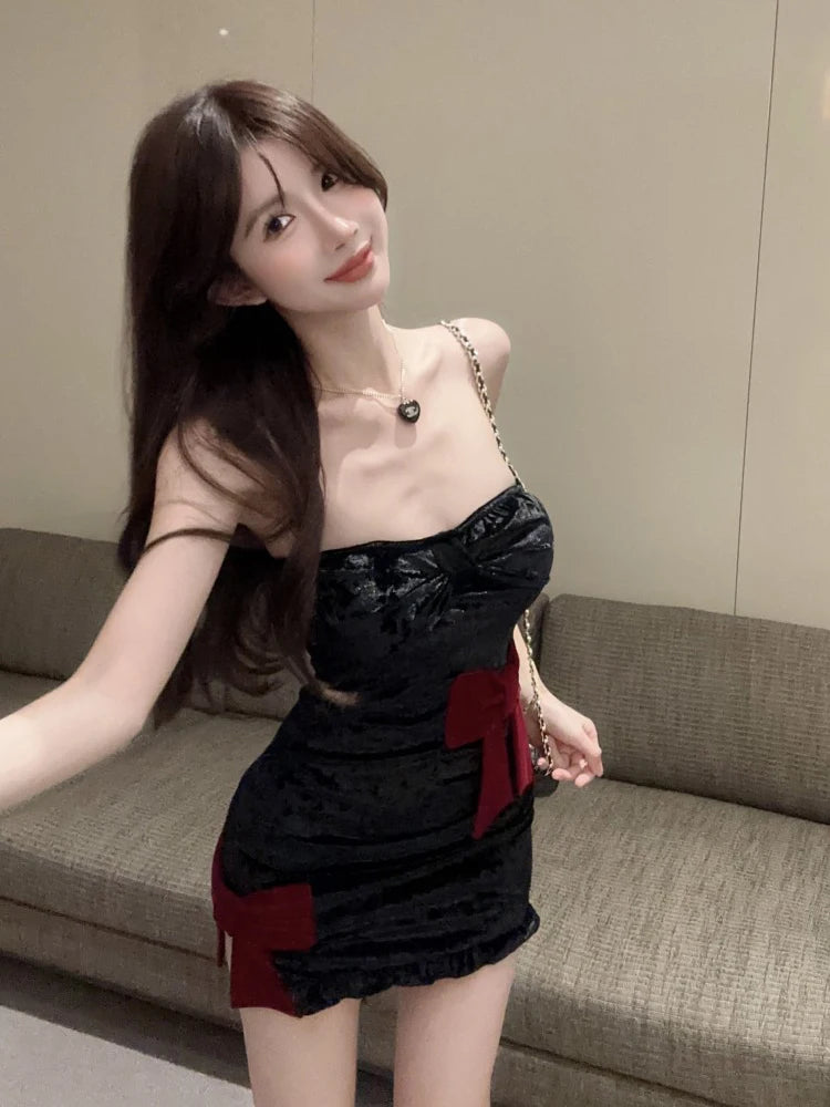 Hnewly CHRISTMAS DRESS TO IMPRESS Black Velvet Bowtie Mini Dress Women Sexy Bodycon Patchwork Vintage Strapless Frill Trim Party One-piece Corset Dress