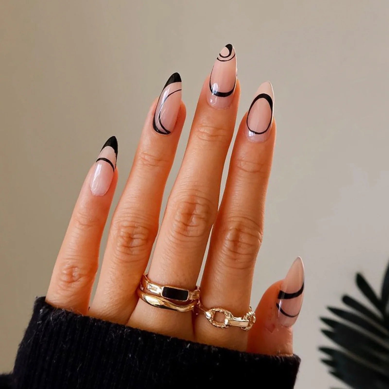 Hnewly 24pcs Gradient False Nails Cute Star Printed Design Fake Nail Short Square Faux Ongles Manicure Nail Stickers Press On Nail Tips