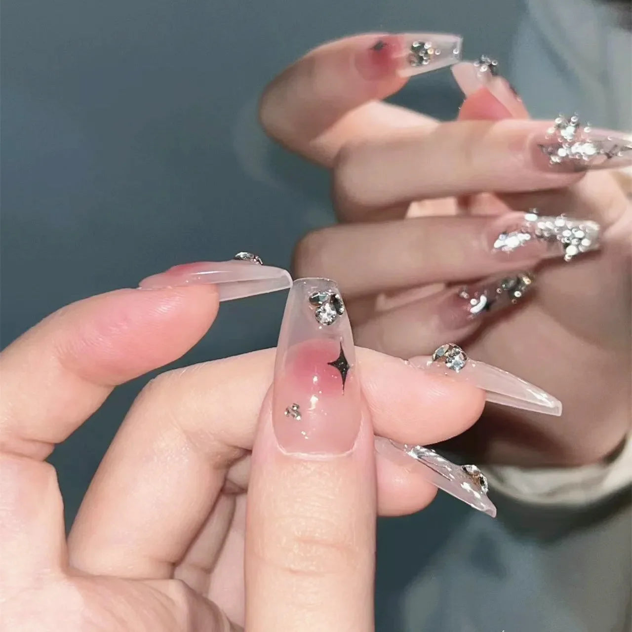 Hnewly 24Pcs False Nails French Gradient Ballet Fake Nails Press on Nails Black Heart Rhinestone Design Glitter Full Cover Nail Tips