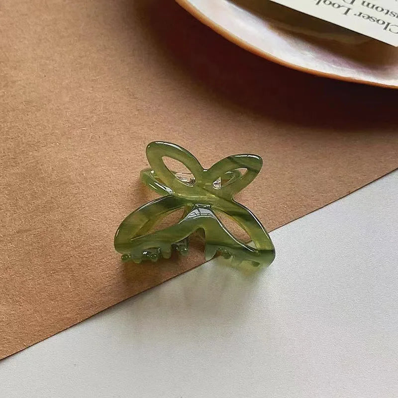 Hnewly  1PC High Color Value Romantic Spring Color Acetate Butterfly Grab Clip Temperament Aesthetic Hollow Bow Hair Clip Back of Head H