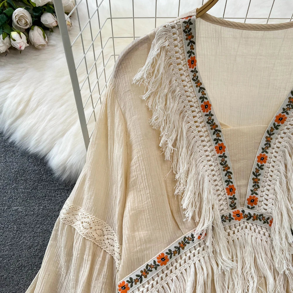 Hnewly  Tassel Patchwork V-neck Vacation Dress Sweet Lantern Sleeves Loose Mid Length A-line Dresses Elegant Embroidery Beach Vestido