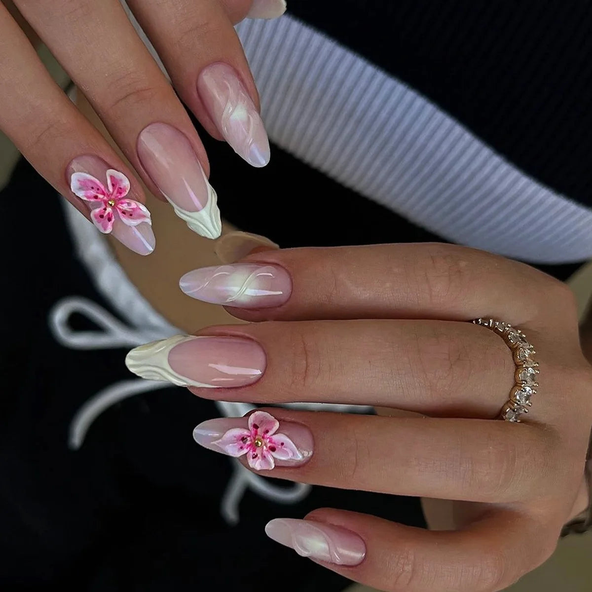 Hnewly 24Pcs 3D Flower Almond Nail Set Press on Nails with 3D Wave Drill False Nails French Tip Full Cover Artificial Nails Art Tips