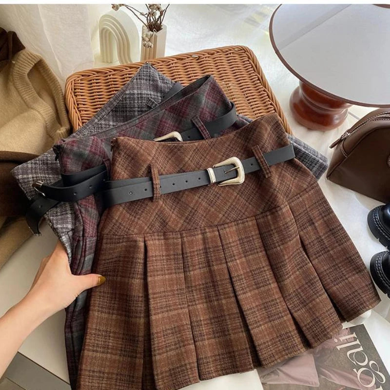Hnewly Vintage Plaid Skirt Women Preppy Style Kawaii Pleated Skirt Korean Fashion Autumn Winter A-line Streetwear Mini Skirts