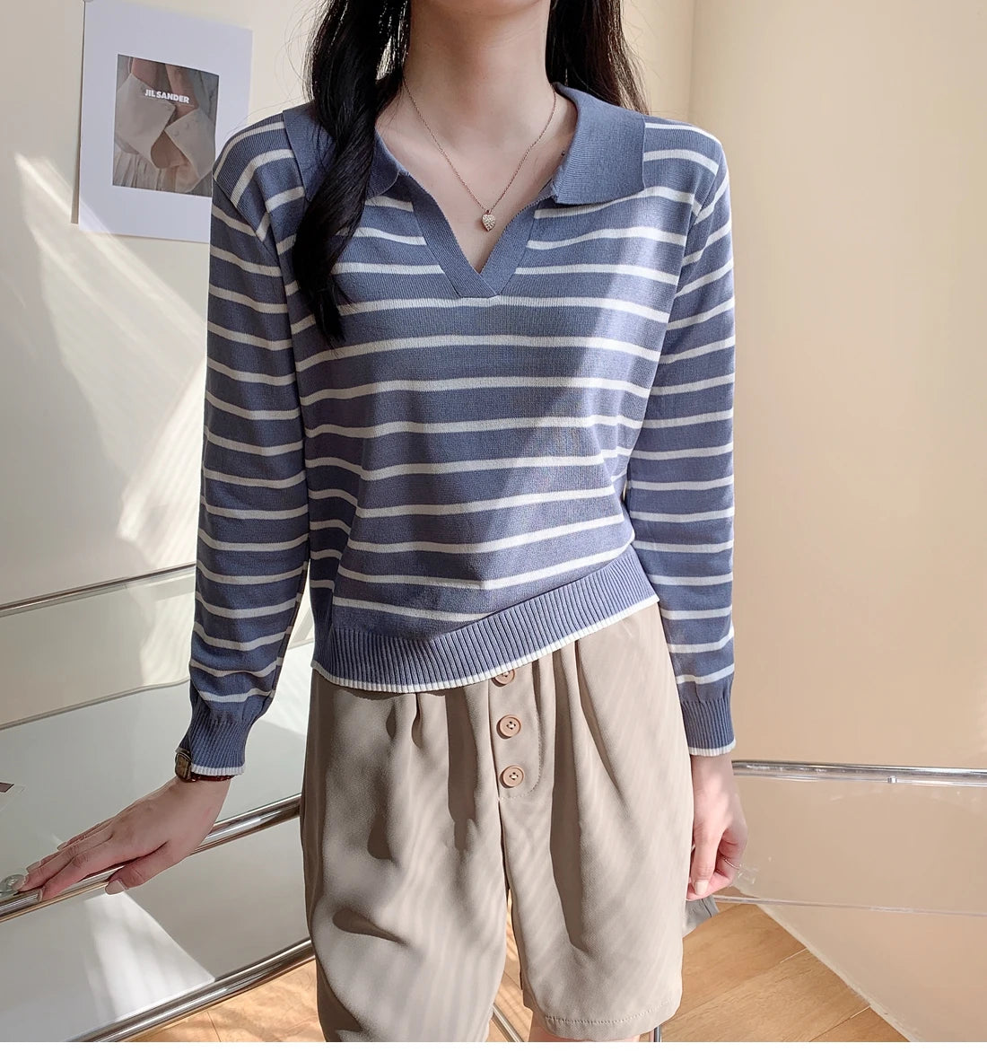 Hnewly  Striped Knit Pullover Sweater Women's Autumn 2025 New Lapel Shirt V-neck Loose Long Sleeve T-shirt Fashion Bottoming Short Top