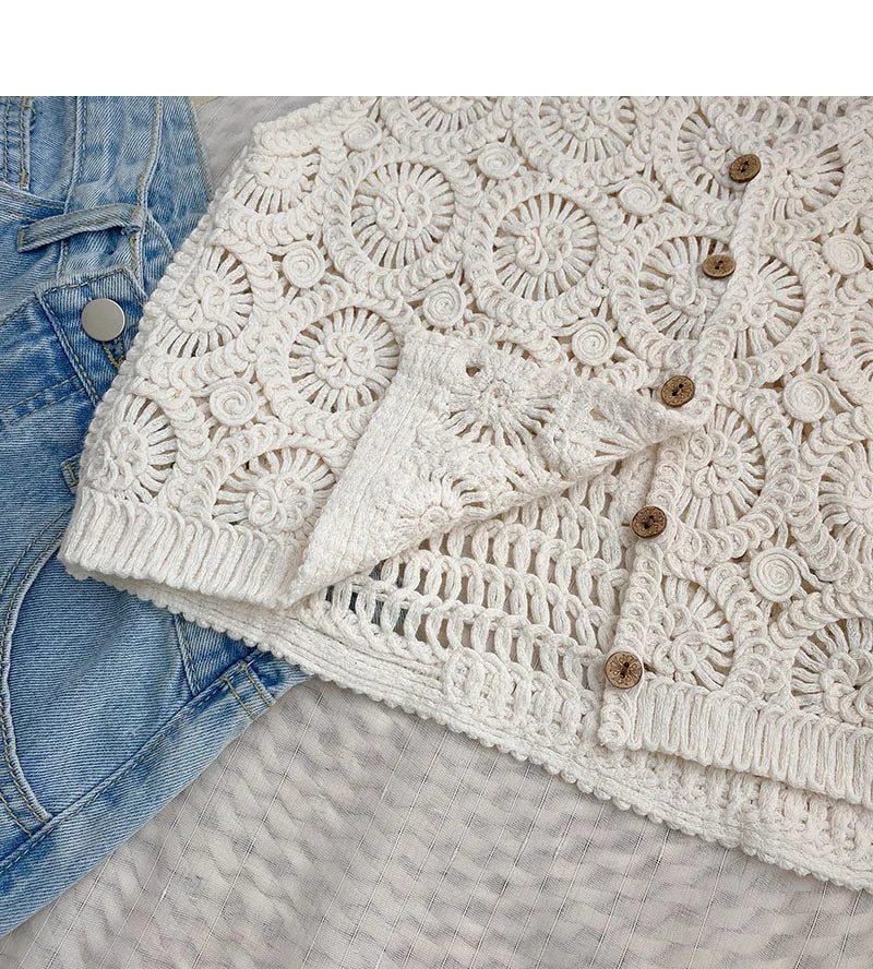 Hnewly Women Summer Hollow Out Knit Vest French Style V-Neck Sleeveless Hooked Flower Sweater 2023 New All-Match Outwear Short Top