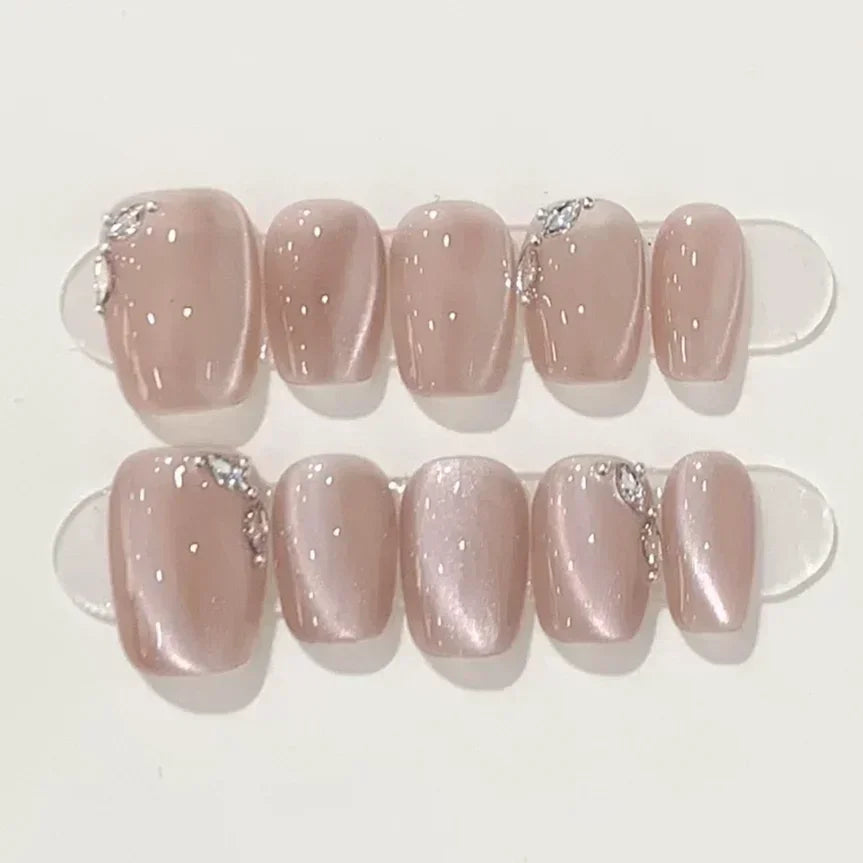 Hnewly 10Pcs Red Handmade Press On Nails Short French Cat Eye Full Cover Snowflakes Design False Nails Manicure Wearable Nail Tips Art