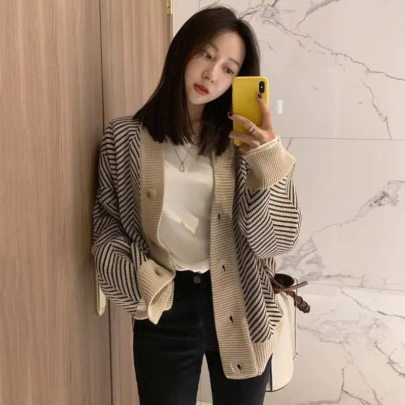 Hnewly  Women's Sweater Button Down V-Neck Striped Cardigan Knitted Tops Single Breasted Autumn Winter Casual Chic Knitwear Outfit