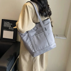 Hnewly  Fashionable Unique Commuter Bag For Women With Minimalist Logo And Large Capacity In Elegant