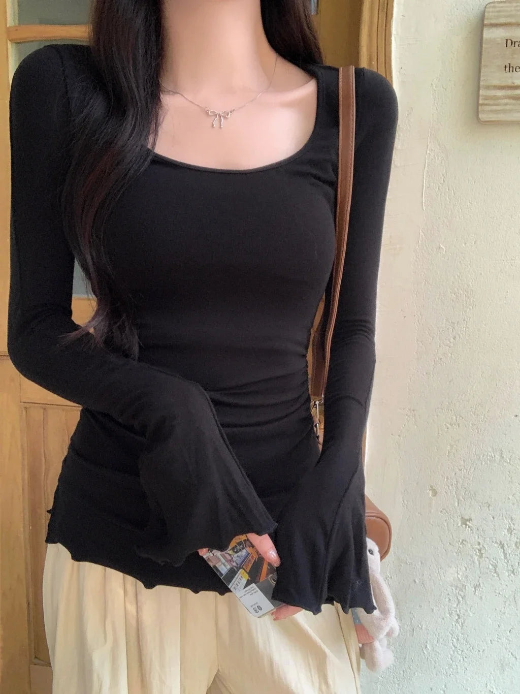 Hnewly Skinny T-shirts Women Autumn Basic Solid Cleanfit O-neck Flare Sleeve Sexy Girl Korean Fashion Y2k Tops Aesthetic Streetwear Ins