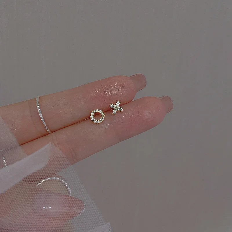 Hnewly  Korea Exquisite Curved Shiny Zircon Wheat Stud Earrings for Women Sweet Romantic Wedding Pendiente Plata Jewelry