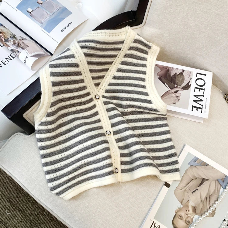 Hnewly  Spring V-Neck Striped Knitted Vest Korean Hollow Out Sleeveless Top Women's 2023 Autumn Loose All-Matched Outwear Cardigan Tank