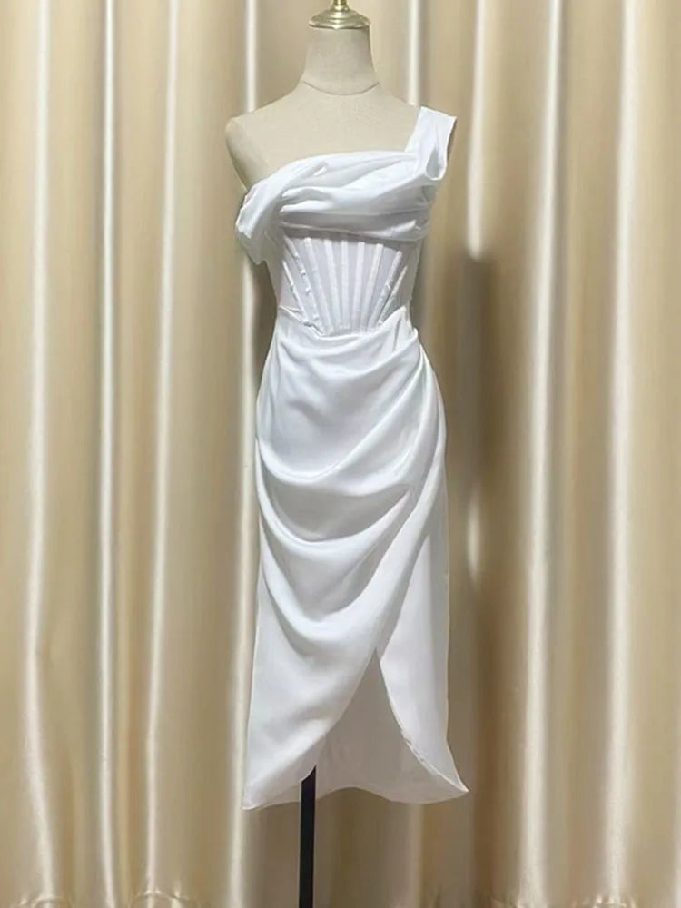 Hnewly Fashion Women Dress Sleeveless Irregular Sloping Shoulders Solid Color Female Party Dresses New Tide