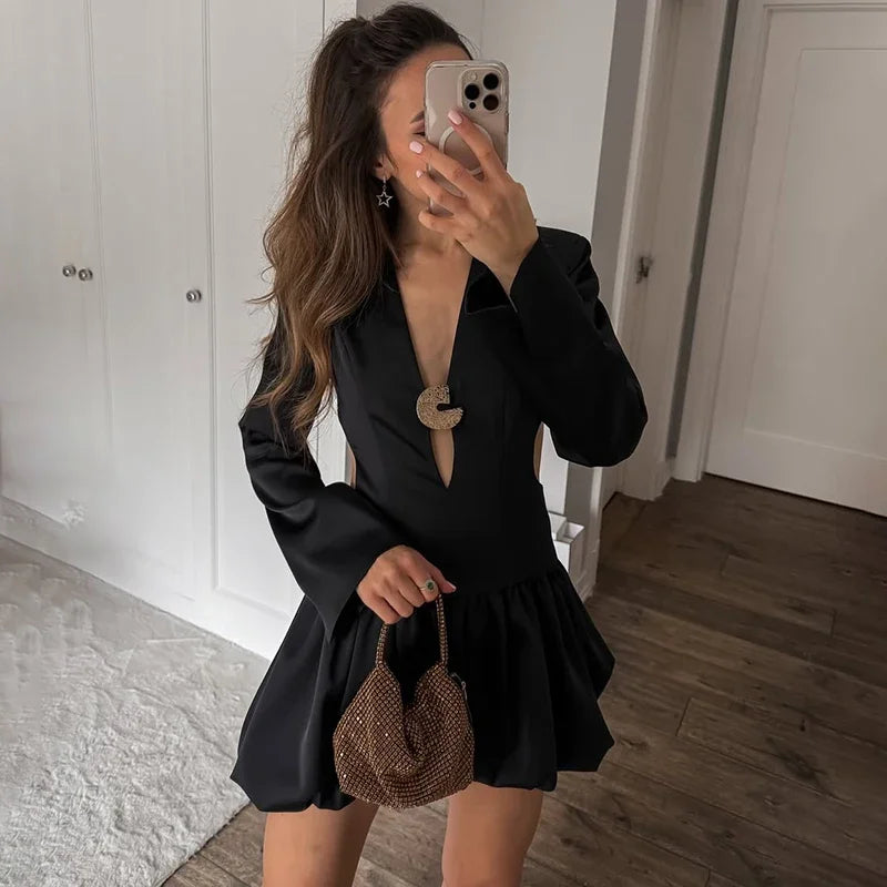 Hnewly  Sexy Hollow Pleated Dress Women Backless Fashion Long Sleeve Mini Dress Slim High Waist Female Elegant Party Dress Autumn