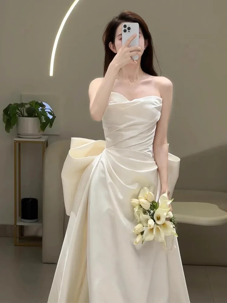 Hnewly  Satin Strapless Main Wedding Dress Sleeveless Host Engagement Banquet Welcome Out Bow Tie Fishtail Dress Skirt Customized