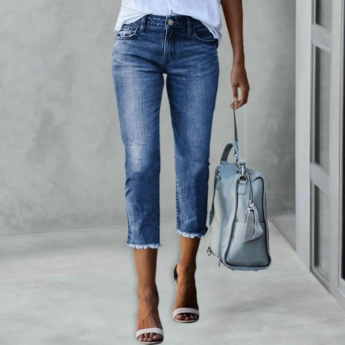 Hnewly  Ladies' Fashionable Slim Fitting Ripped Trendy Jeans Summer Streetwear Casual Distressed Stretchy Denim Pants