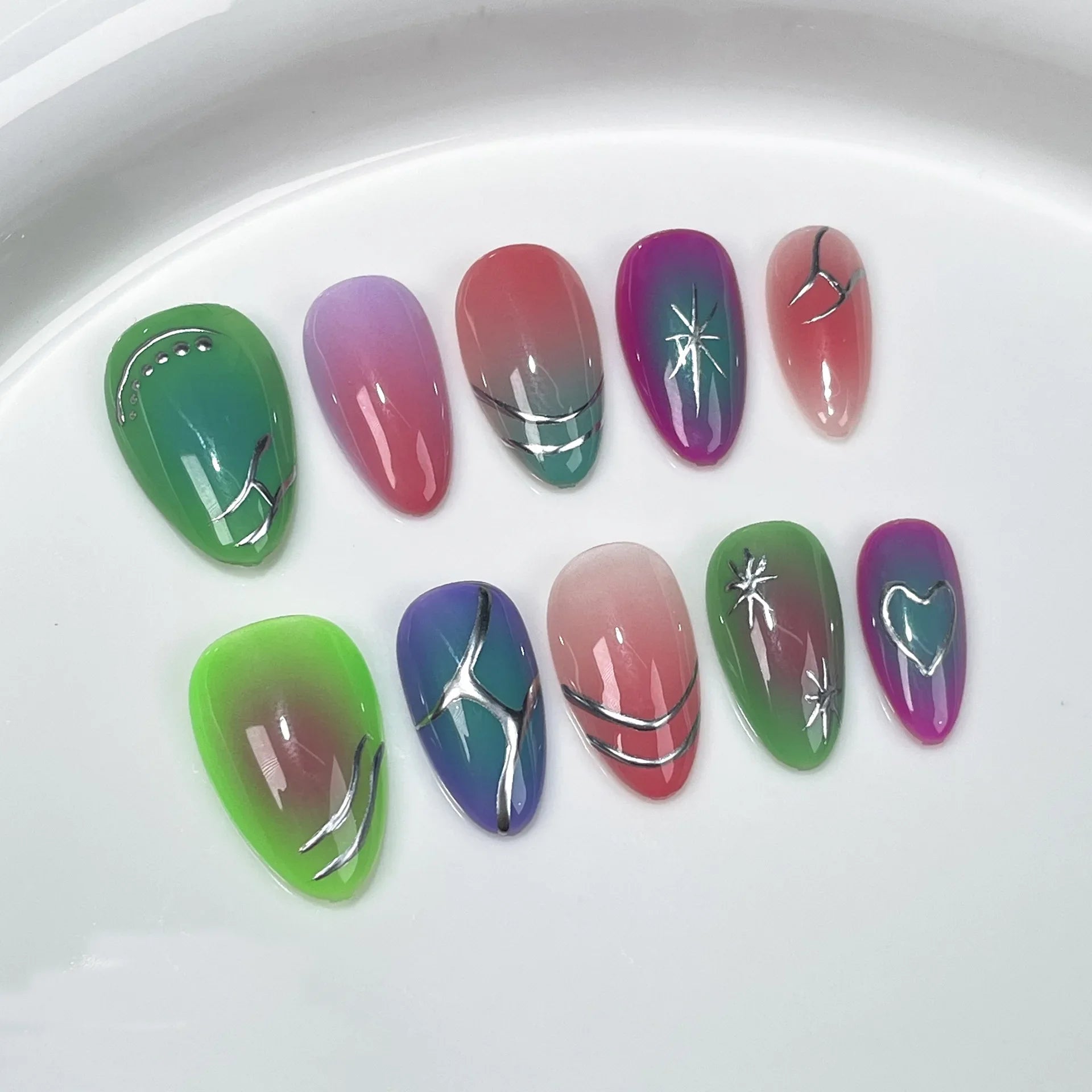 Hnewly 10Pcs Handmade Press on Nails Cat Eye Moon Decorations Aurora False Nails Short Almond Acrylic Wearable Manicure for Spice Girl
