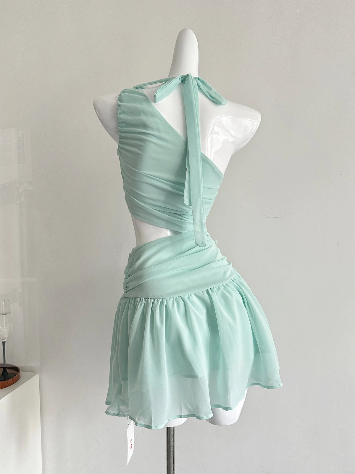 Hnewly  Elegant Sexy Summer New Women's Dress Asymmetrical Shoulder Pure Desire High Design Sense Waist Cinching Mesh Skirt