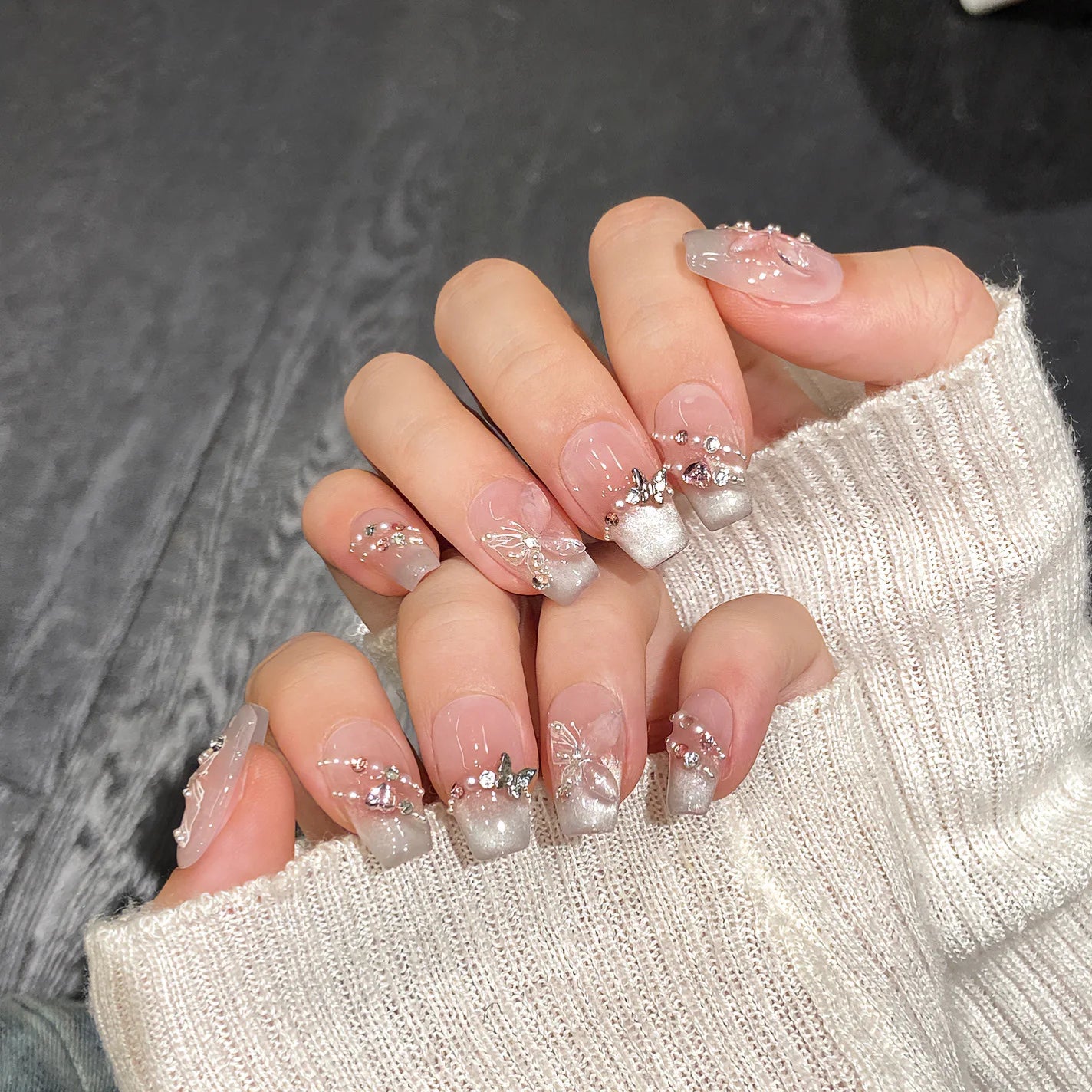 Hnewly 10Pcs Reuse Finished Fake Nails with Butterfly Deisgn Pink Cat's Eye French Handmade Press on False Nails Wearable Nail Art Tips