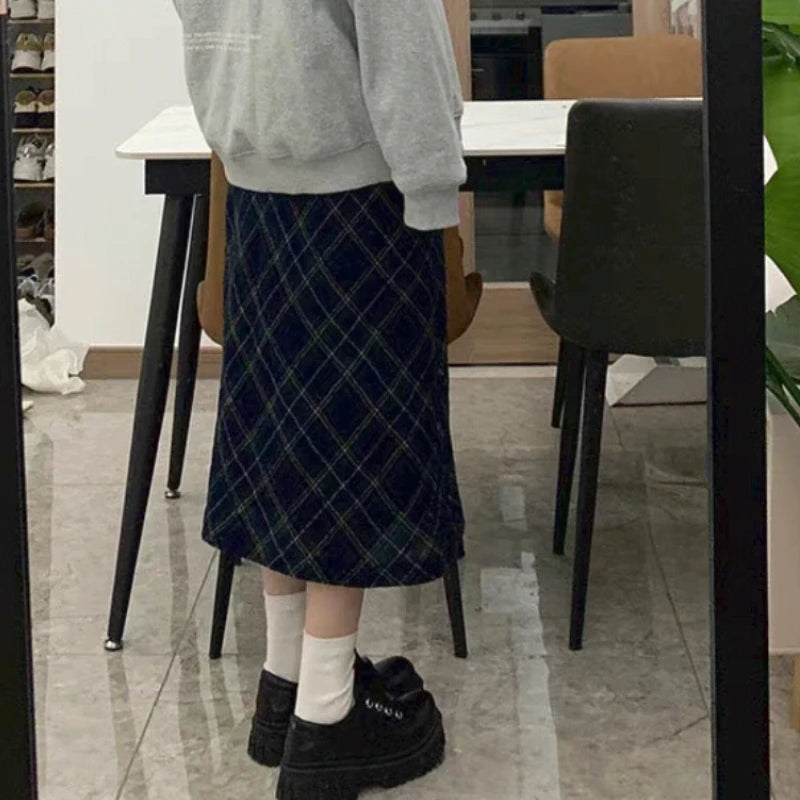 Hnewly  Plaid Midi Skirts Women Casual A-line Chic All-match High Street Elegant Vintage Mujer Jupe European Style Classic Sexy Clothing
