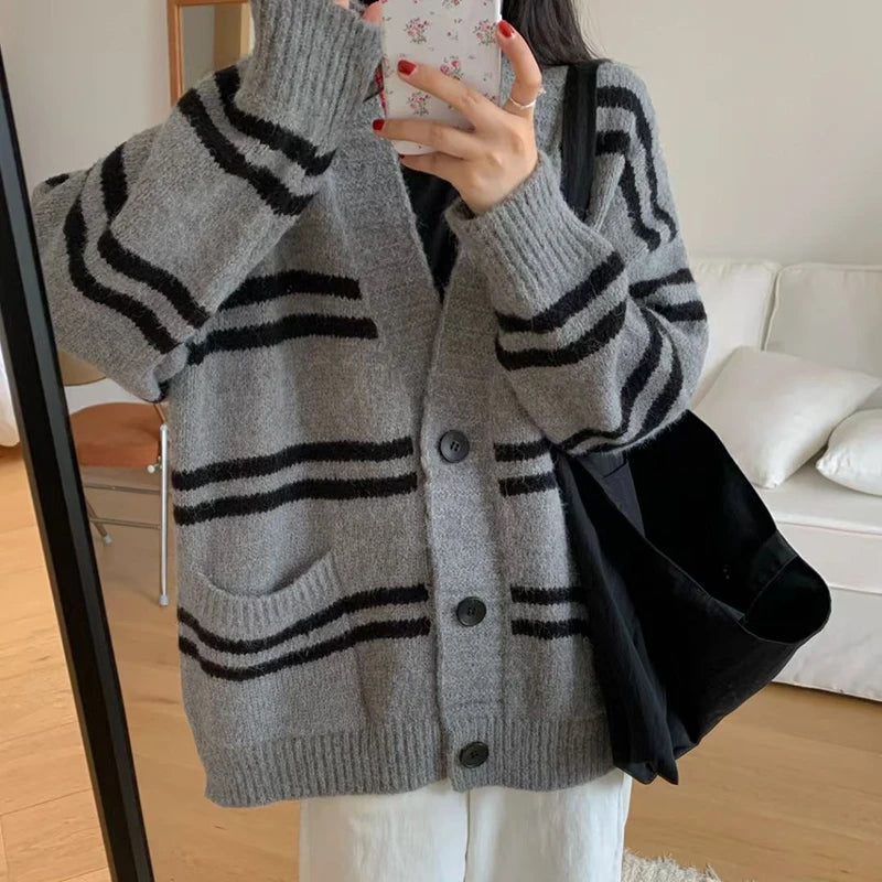 Hnewly  Women Cardigan Sweater Striped V-neck Button-up Sweater Jacket Comfy Cozy Slouchy Cardi Autumn Winter Casual Outfit